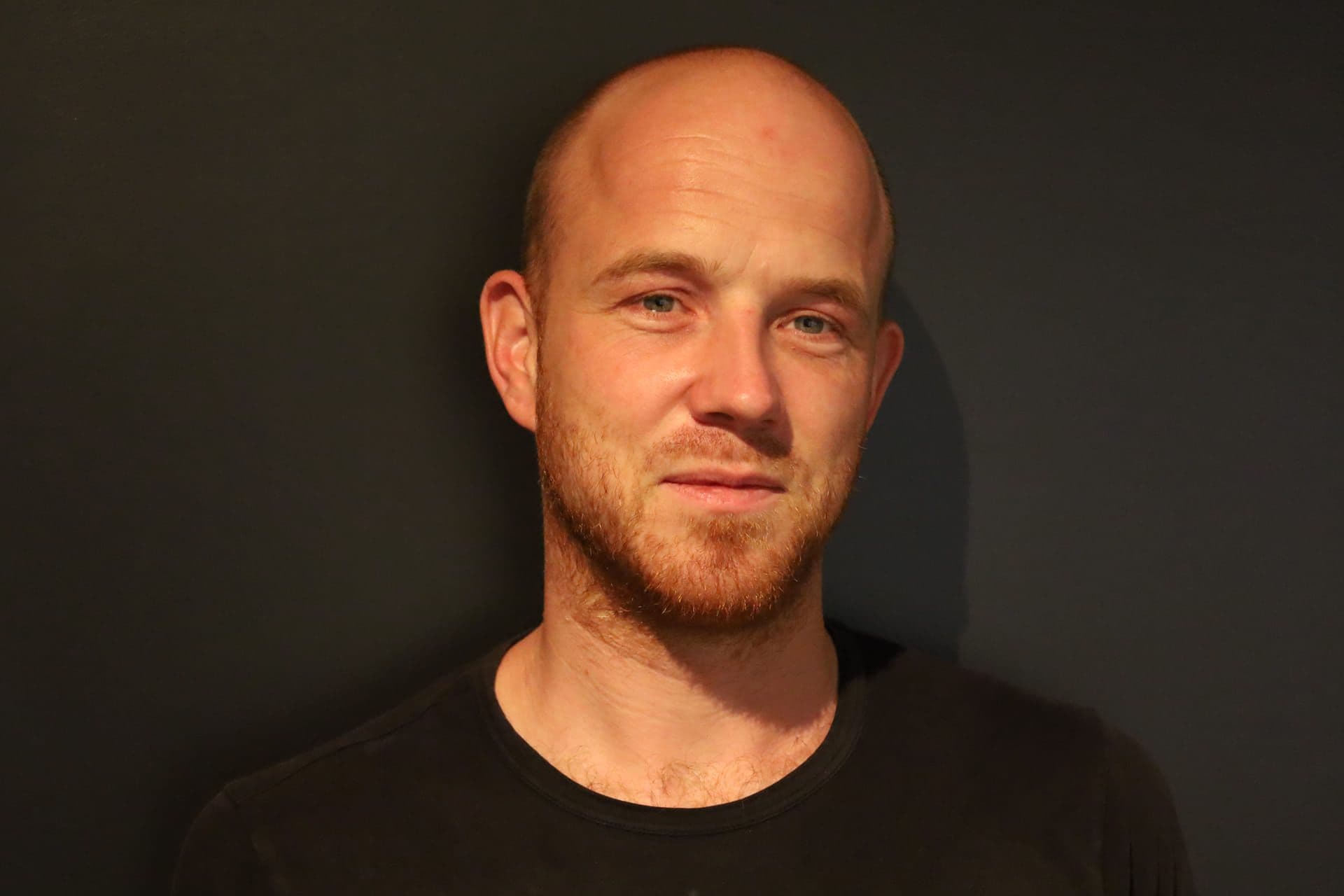 Roy van M.I.B. Installatietechniek aan het werk